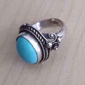 Beautiful sterling silver and turquoise ring